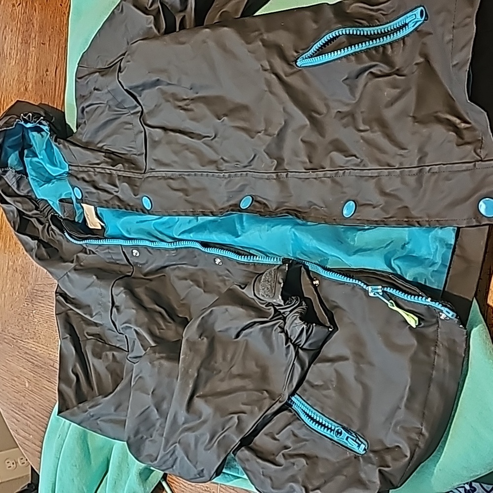 Boy's cat and jack rain jacket